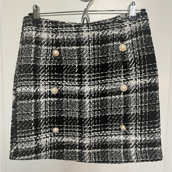 Classy black plaid pattern tweed skirt size S - Picture 1 of 6